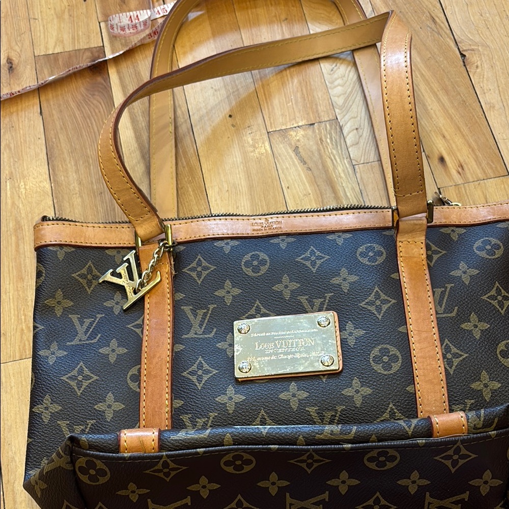 LBrown Monogram Tote Bag